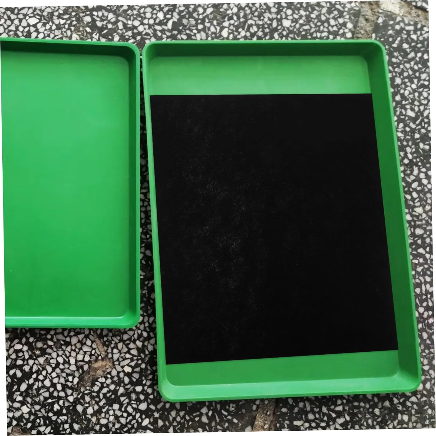 30Pcs Disposable Bird Cage Liners Water Absorbent Cushions for Parrots Easy Cut Cage Mats Breathable for Clean Bird Environments