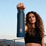 FJbottle 24oz Bouteille d'eau en métal isolé Pas de paille, Coffret de protection antidérapant en acier inoxydable Boutilles d' eau de sport, Isolation sous vide double-angle, sans BPA pour les voyages & Vélo, Navy