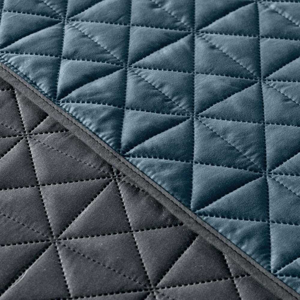 Vianney Queen Comforter Novo Cobalto 91x93 Inches Lightweight Reversible Blanket with Triangular Quilt Pattern Cozy Soft Bedding in Cobalt Blue and Dark Grey