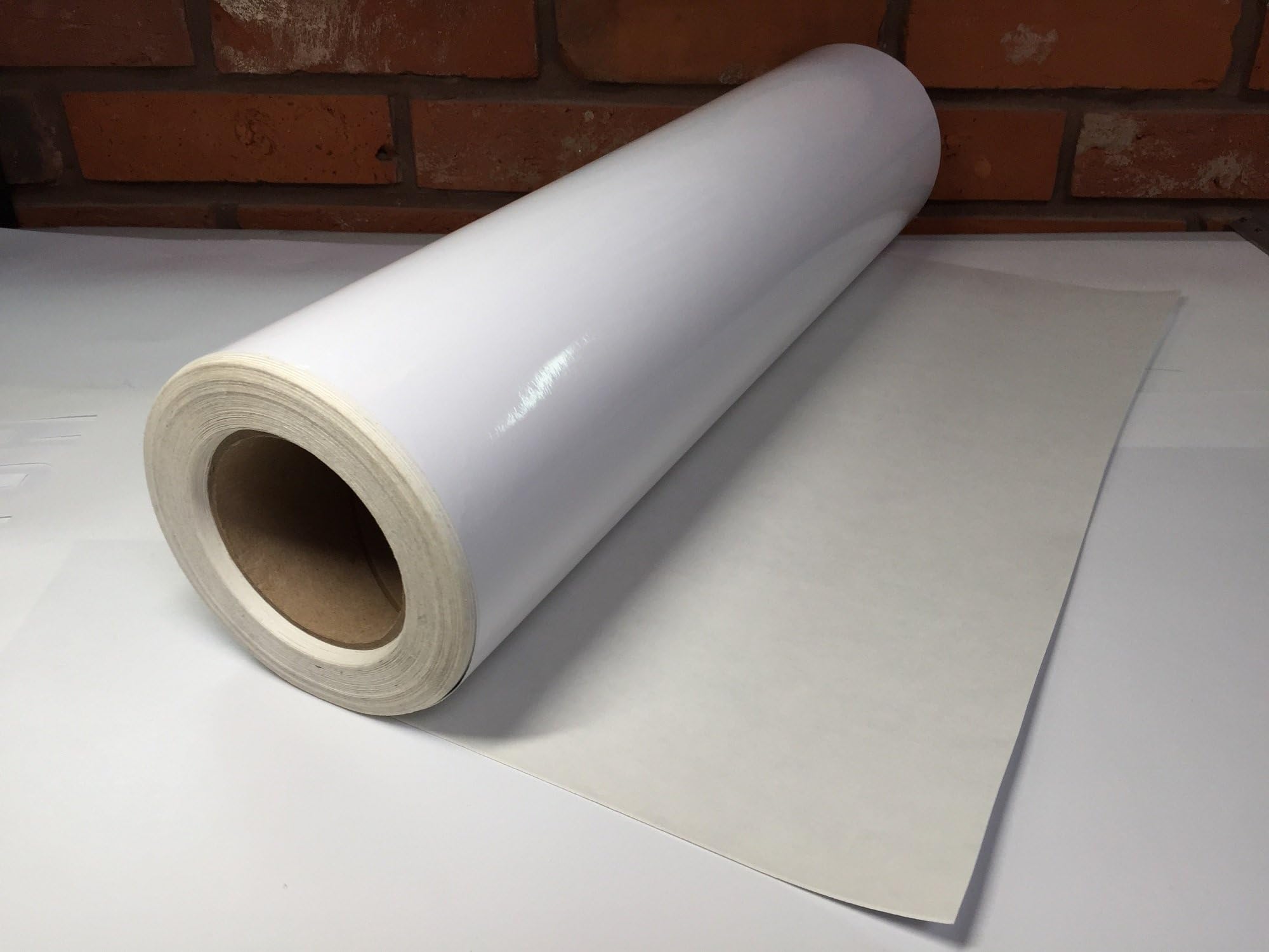 Alizarin Heat Transfer Vinyl, White, Eco-friendly Polyurethane Film for Vinyl Cutting Plotter (19.7" X 5 Yard)