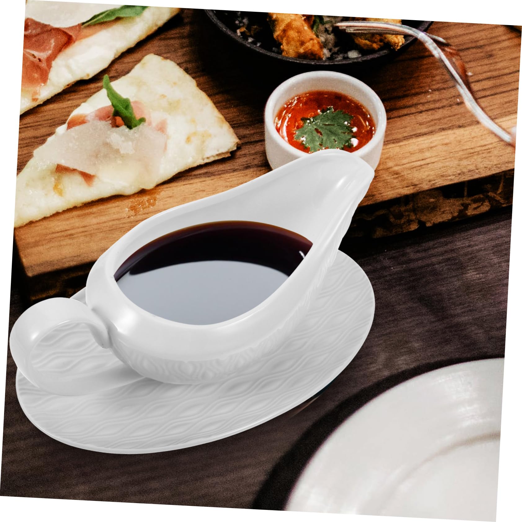 CIYODO Ceramic Gravy Boat with Handle Sauce Jug for Serving Gravy and Dressings Elegant Tableware with Saucer and Easy to Clean