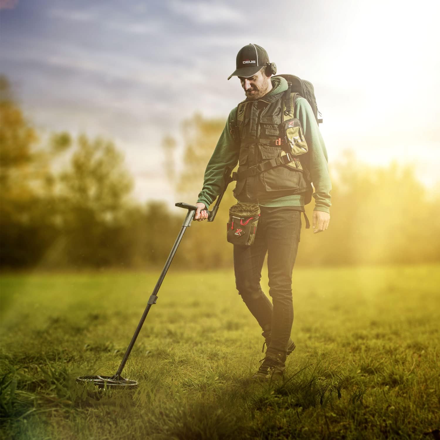 XP Metal Detectors S-Telescopic Stem with Armrest Without Lower Stem - Compatible with All Fully Wireless XP metal detectors : Deus, Deus II and ORX (D044)