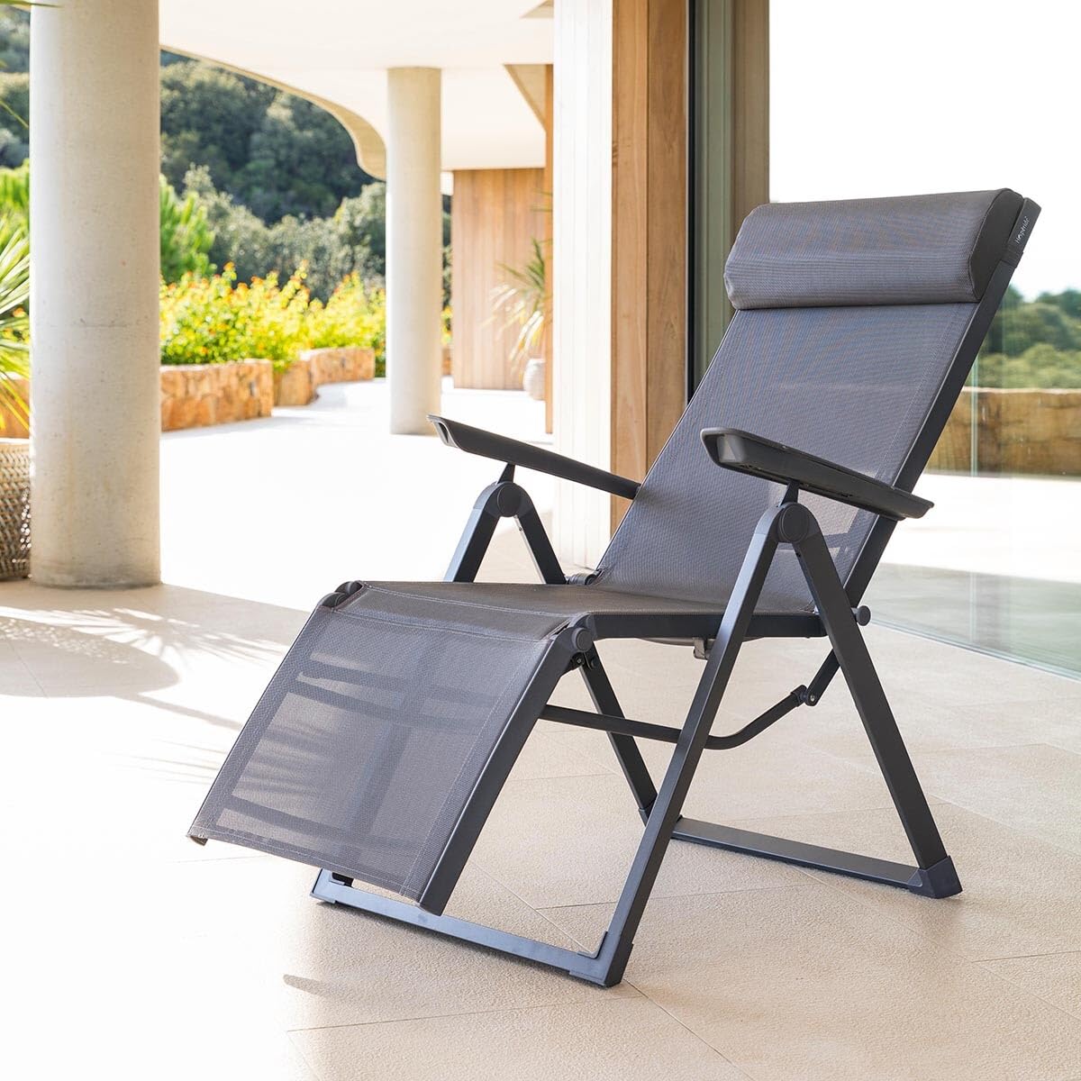 Hespéride - Silla reclinable de jardín Decima - Antracita/Grafito - Aluminio - Mobiliario de Exterior para terraza, balcón y Patio.