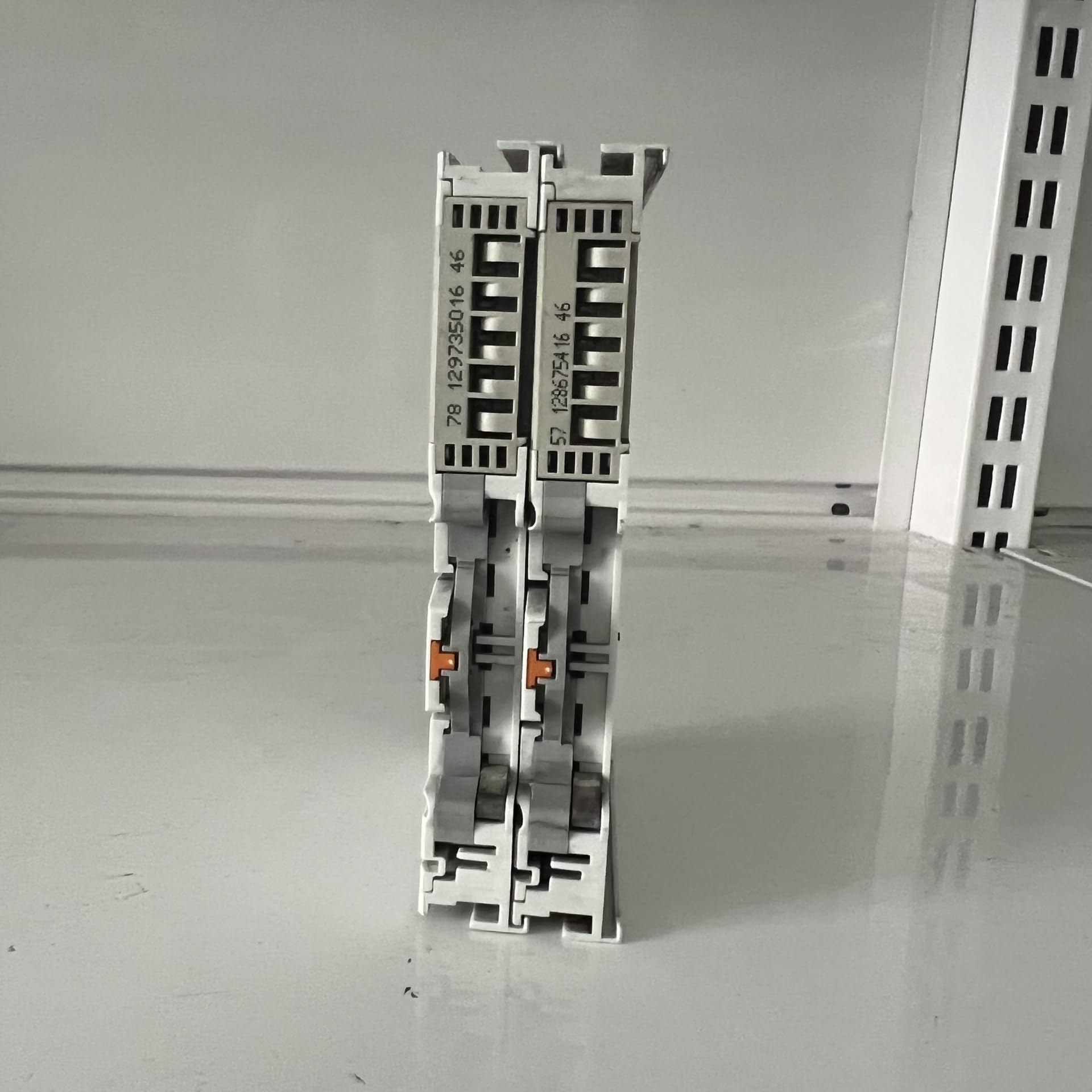 EL3311(Refurbish) Good Value for Money (Almost New in Functional Appearance)