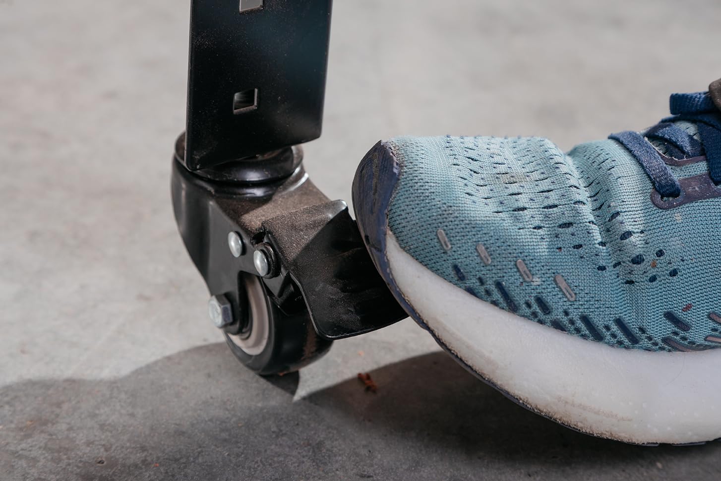 JET 2-Inch Swivel Lock Casters (98-0129)