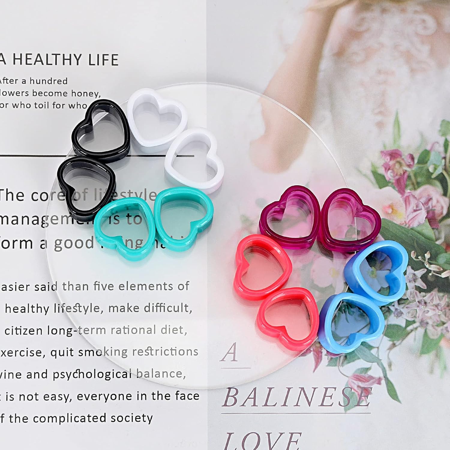 Qmcandy 6 Pairs Acrylic Heart Shape Ear Tunnels Plugs Colorful Gauges for Ears 6g-13/16 inch