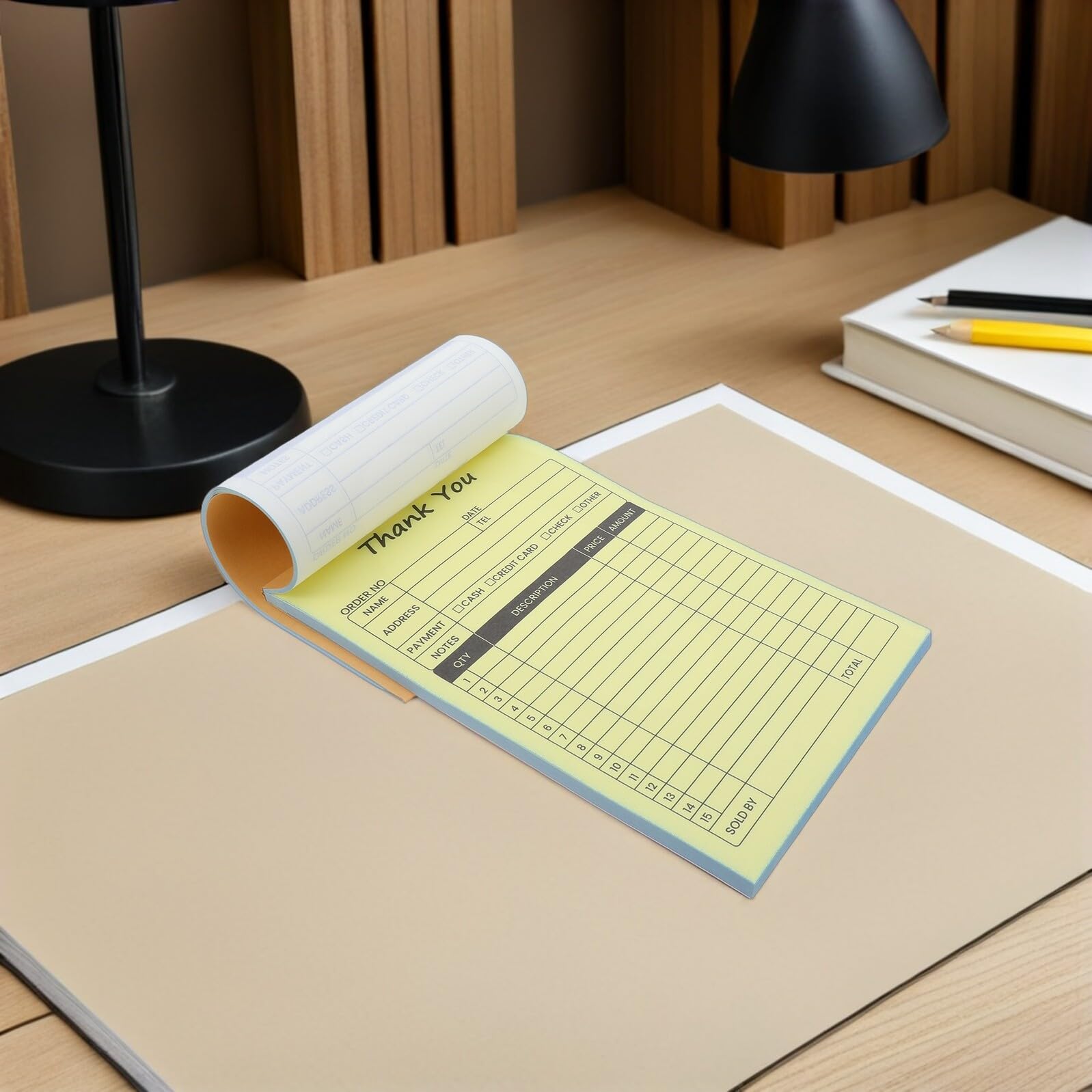 CLISPEED Lot de 2 carnets de factures pour petite entreprise avec formulaires de reçus sans carbone et dos en carton, bloc-notes en 2 parties pour suivi des achats de restaurant et de détail, 100