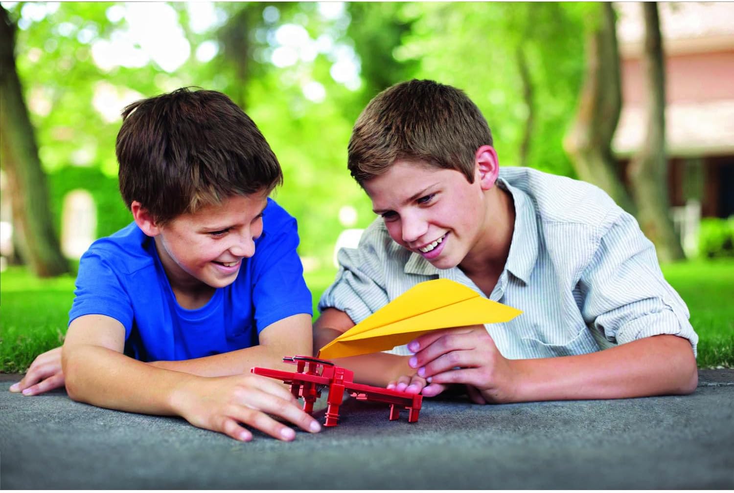 4M Electric Paper Airplane Launcher for Kids Ages 8+ – STEM Building Kit with Motorized Launcher, Launch Speeds Up to 50 KM/H, Adjustable Angles, DIY Science Experiment Toy