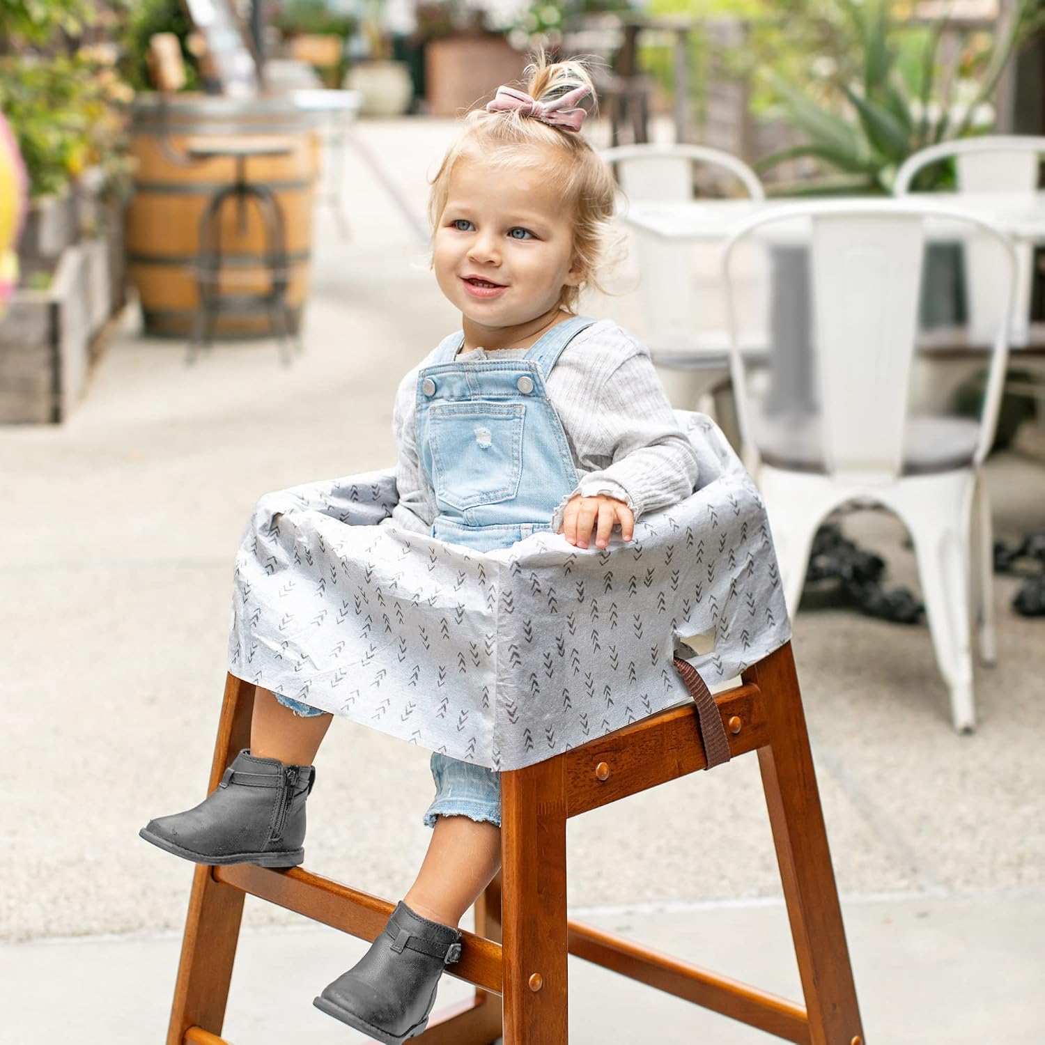 J.L. Childress Disposable Restaurant High Chair Covers - Baby Travel Accessory for Kids & Toddlers, Individually Wrapped, Covers All Surfaces - 12 Count, Stars/Hearts/Arrows