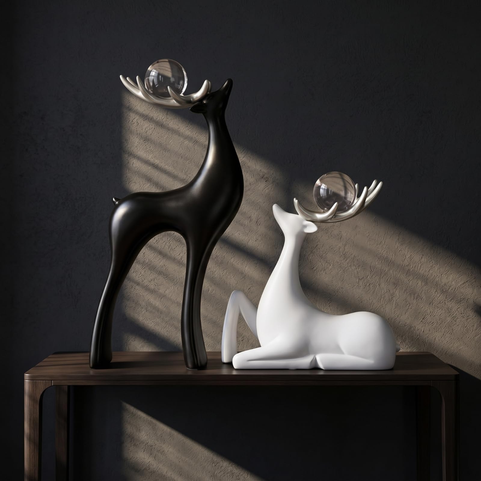 2 Pezzi Statuette di Animale con Sfera Moderno Statuine Decorative Scultoreo Sculture per Soggiorno, Ingresso