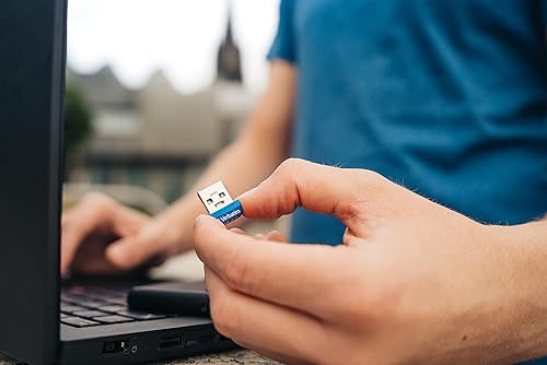 Miniatura 3 de Verbatim Store 'n' Stay Nano USB 3.2 Gen 1 Flash Drive de 32 GB de perfil bajo sin enganches con protección antimicrobiana Microban producto - Azul