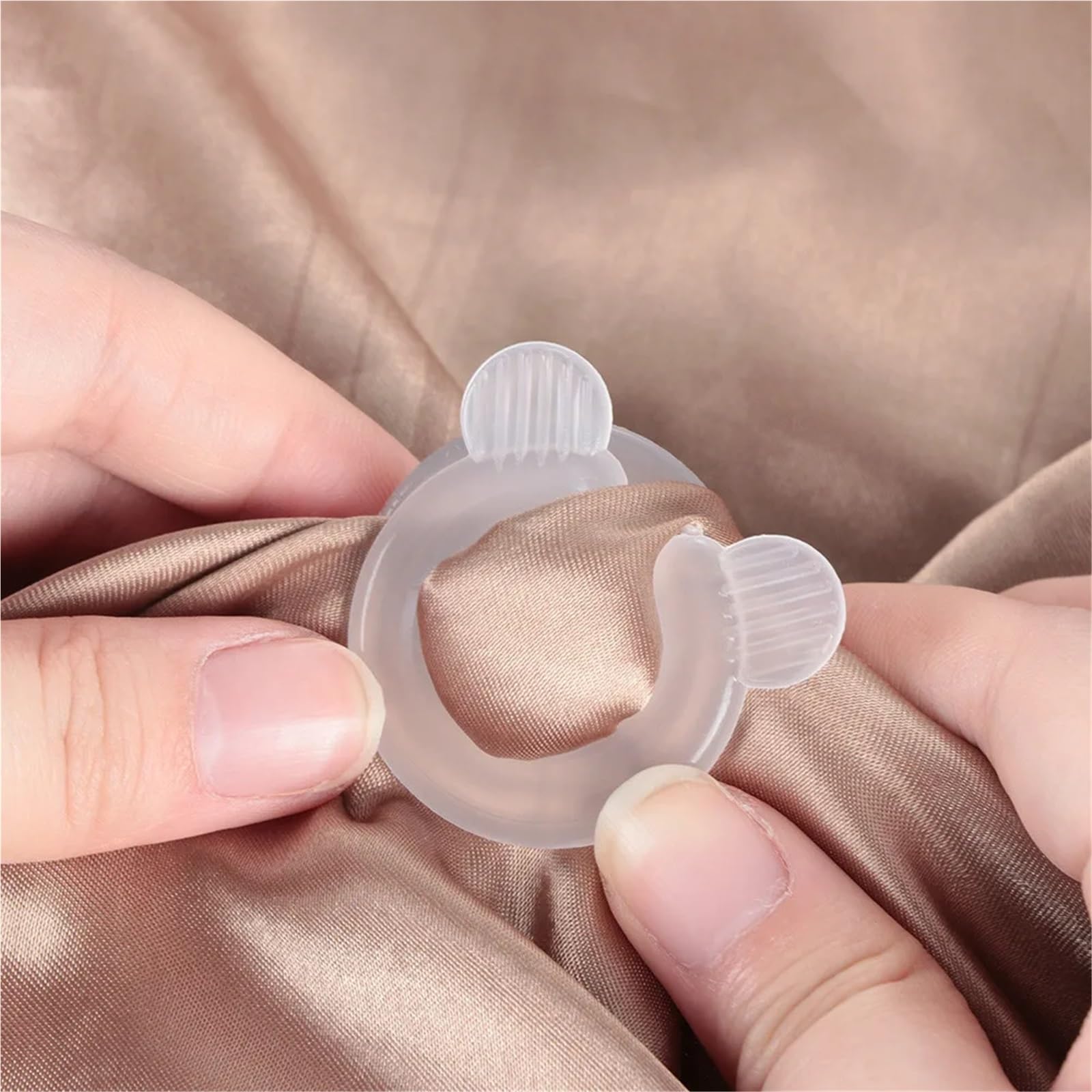 Bettdeckenhalter 8PCS Tröster Greifer Quilt Clip Tragbare Decken Blatt Zubehör Verschluss Clips Kunststoff Bett Duvet Halter Werkzeuge Bettdecken Clips