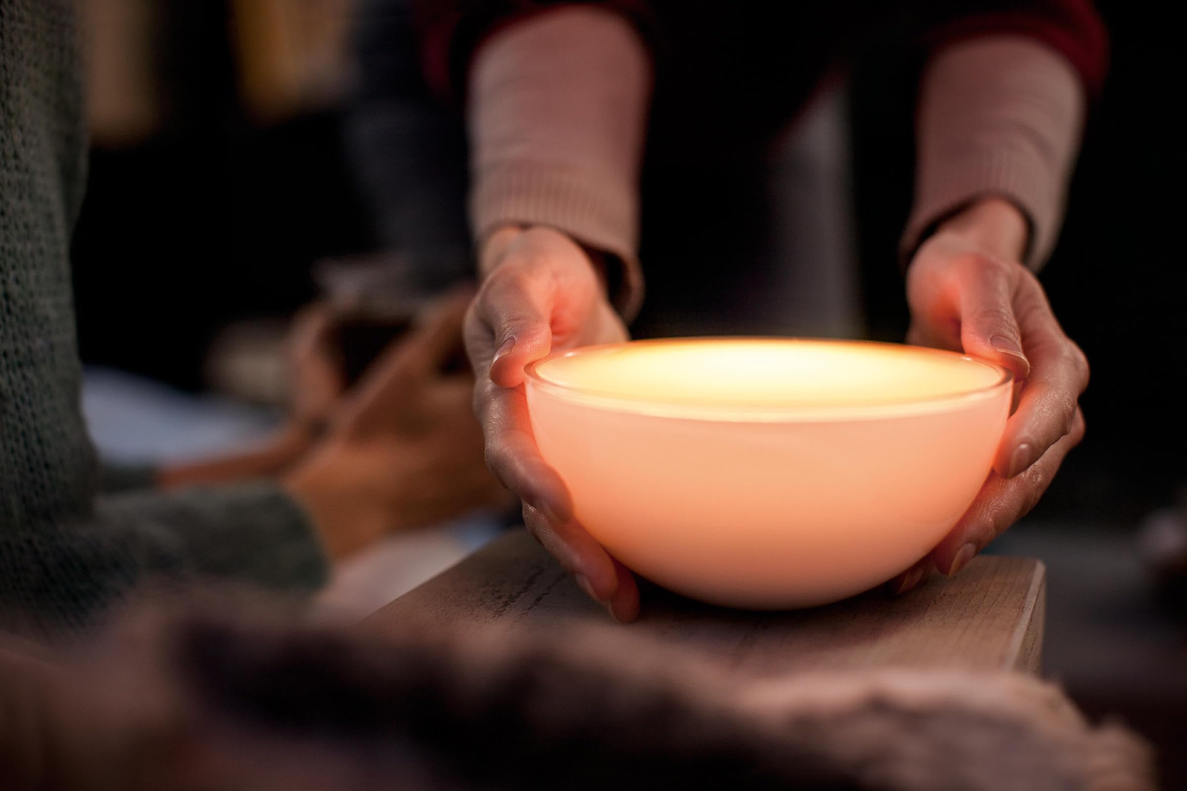 Philips Hue Go White and Color Luminária LED de Mesa Inteligente e