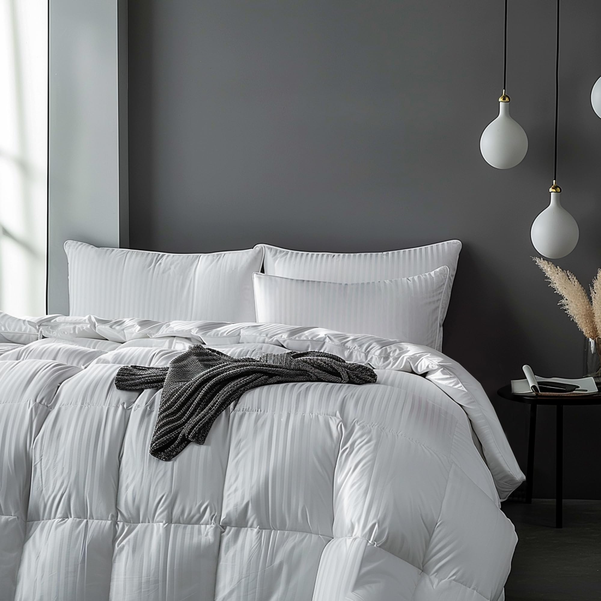 Beautyrest US Grown Cotton All Seasons Warmth Exceptional Hungarian White Goose Down Comforter King Size-750 Fill Power 500TC Damask Stripe Fabric