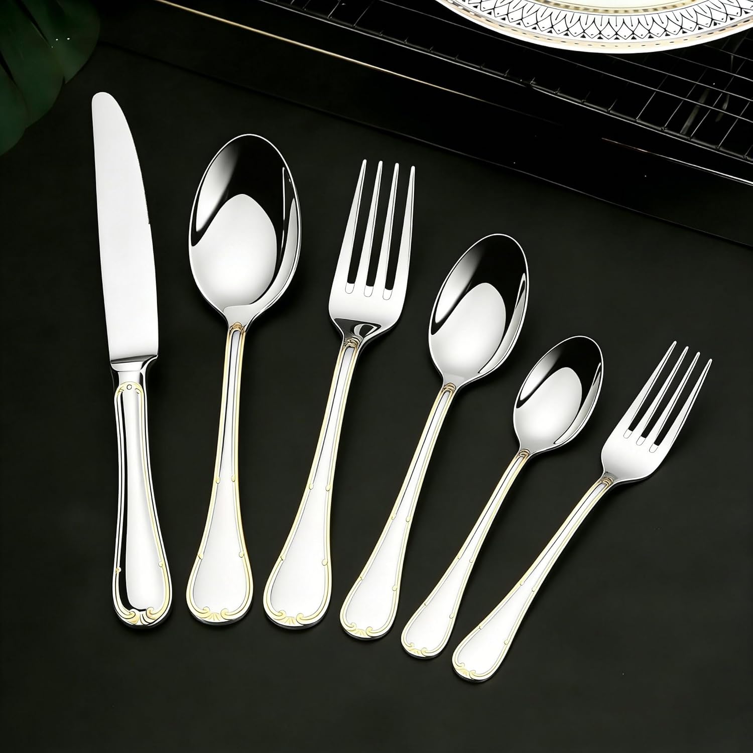 108-piece silverware set service for 18, fine flatware set,18/8 stainless steel,premium tableware cutlery sets for hotel banquets weddings home use, and palace banquet thickened