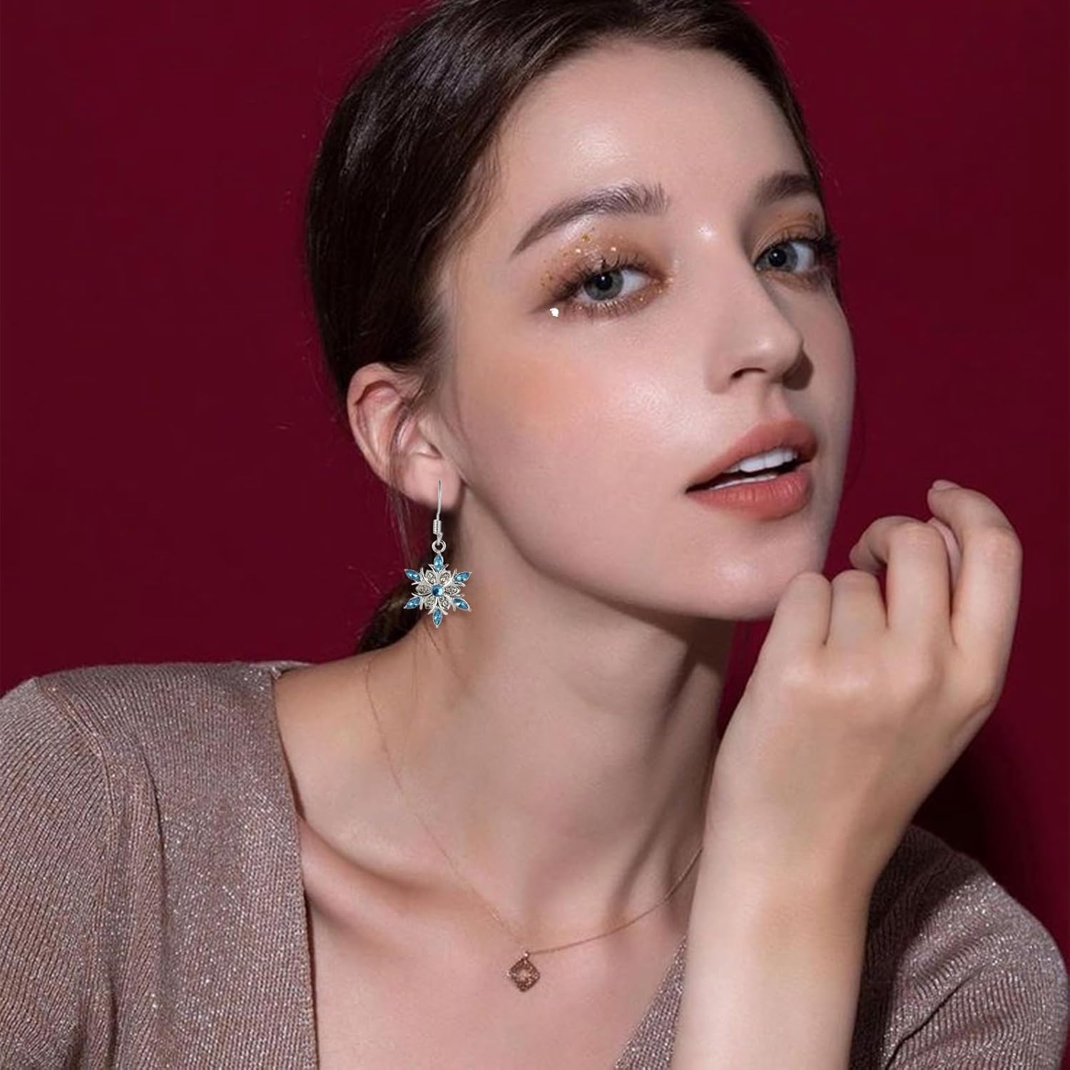 Christmas Silver Snowflake Earrings Elegant Cubic Zirconia Flower Statement Stud Earrings Winter Party Holiday Accessory Jewelry for Women Xmas - Image 2