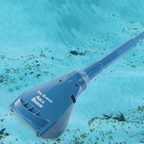Miniatura 2 de Water Tech Pool Blaster Aqua Broom XL Ultra - Aspiradora inalámbrica para piscina y spa con juego de poste, a pilas, sin manguera, para jacuzzis