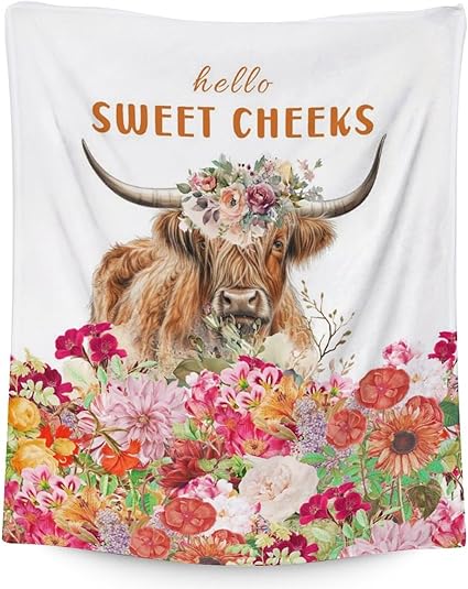 Mercuryelf Highland Cow Throw Blanket - Soft, Fuzzy & Warm - 40x50 Inches Flannel Blankets for Travel, Office - White Novelty Throws Gift for Girls, Boys