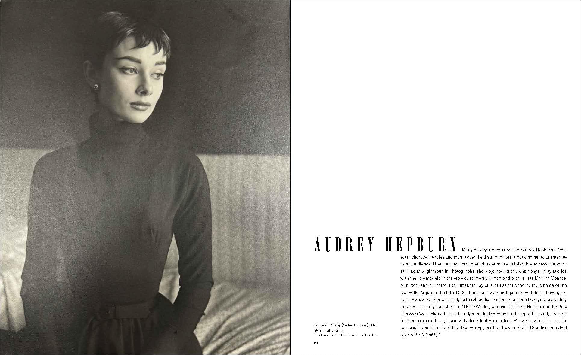 Cecil Beaton's Fashionable World /anglais