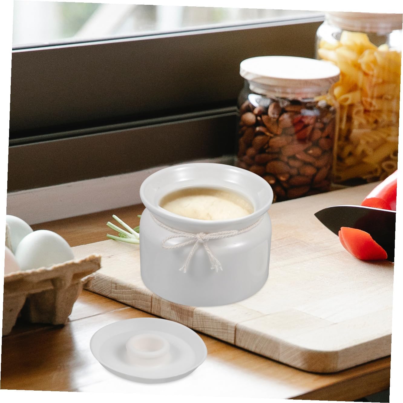Kitchen Ceramic Canister Lard Container Airtight Spice Storage Jar for Condiments and Kitchen Supplies Strong Sealing Effect Easy to Clean Decorative