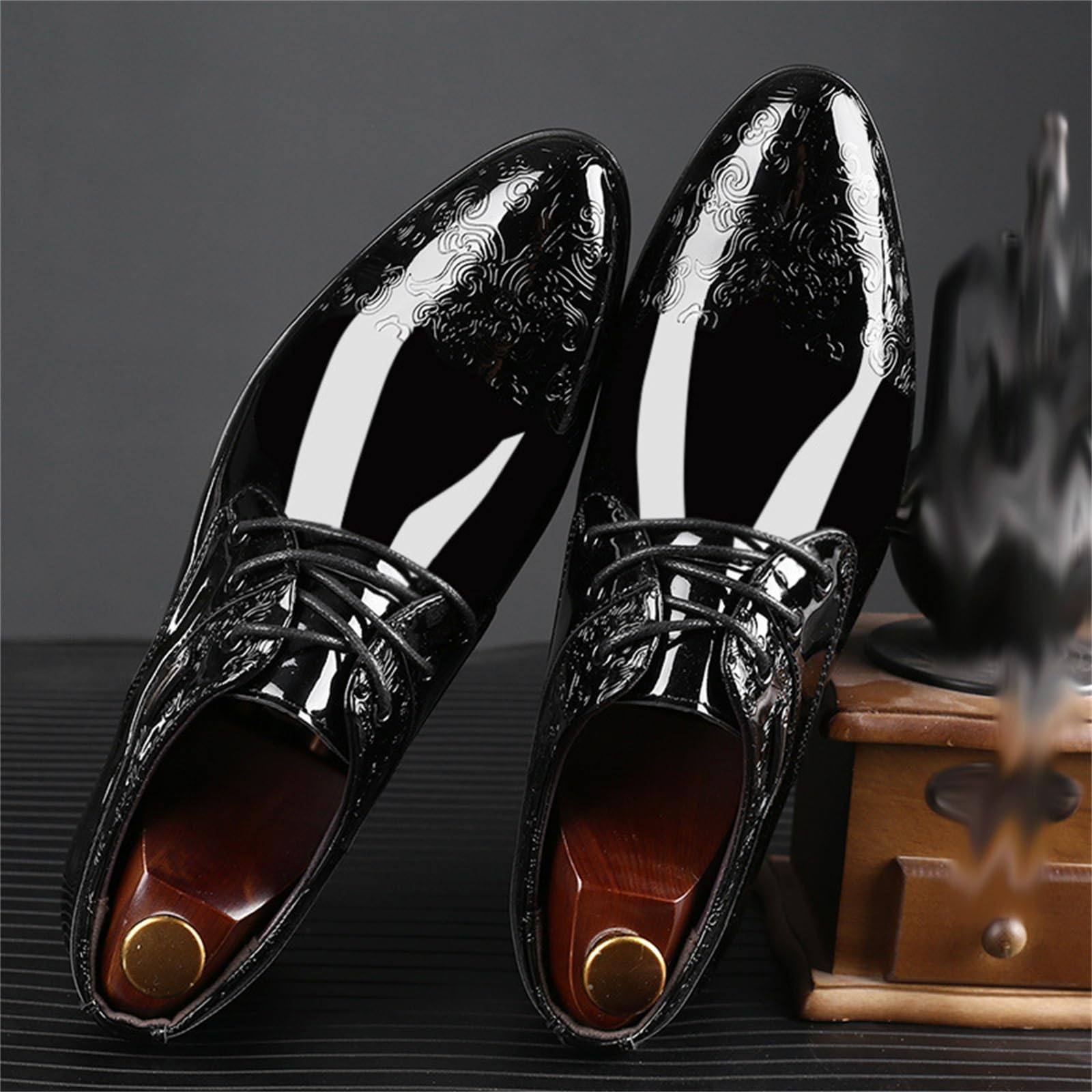 Scarpe Oxford da Uomo in Pelle Verniciata con Lacci Punta Affilata Scarpe da Cerimonia da Lavoro da Smoking