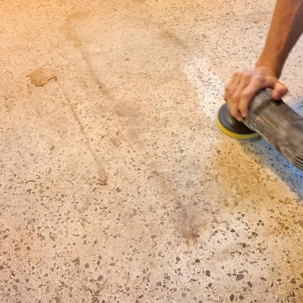 Impermeabilizante Total 10L Superhidrófugo Suelos de Hormigón e Hidráulicos | Cristaliza, impermeabiliza y consolida incluso sobre suelos húmedos. Frena el agua y la humedad. Transparente, no crea capa.