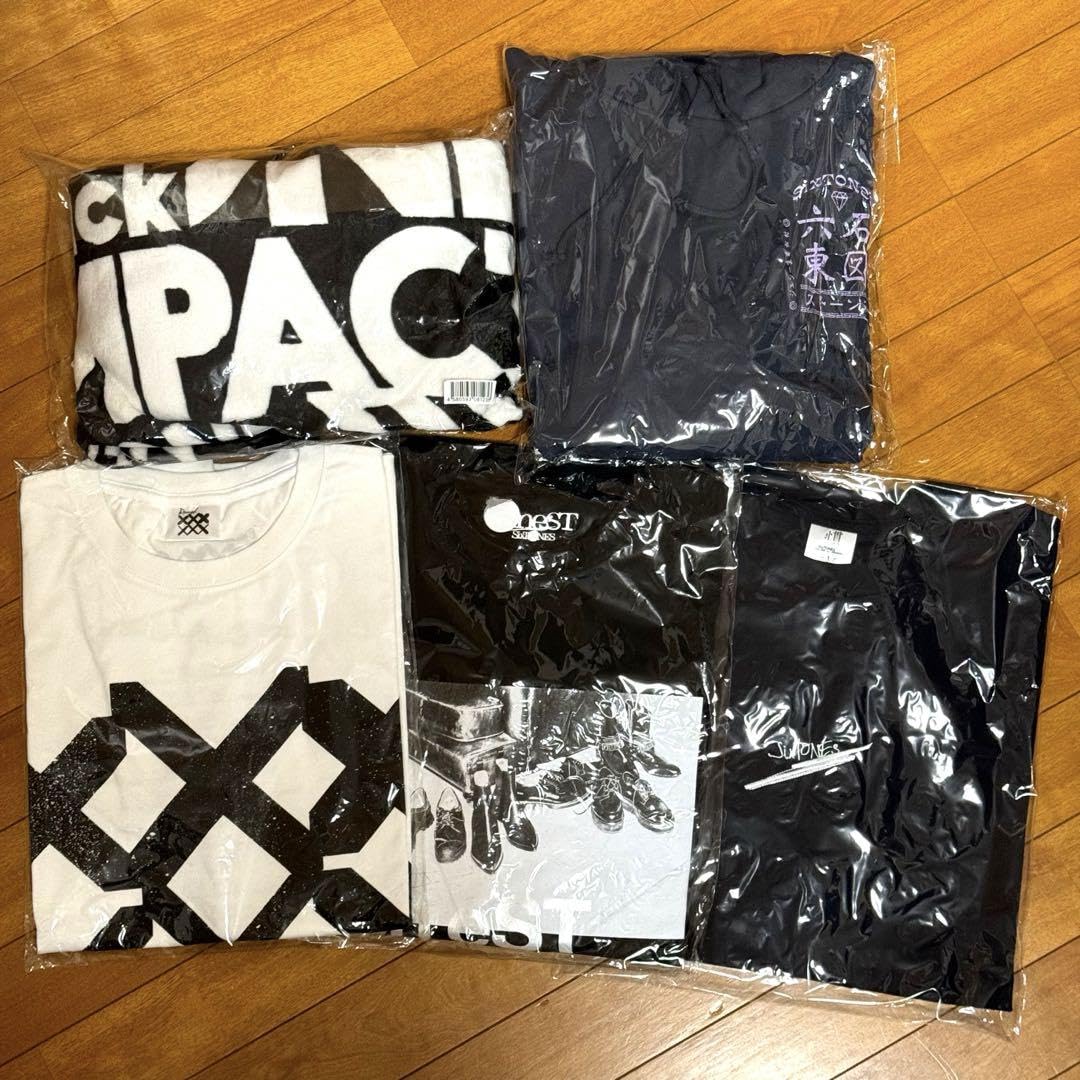 SixTONESツアーグッズセット