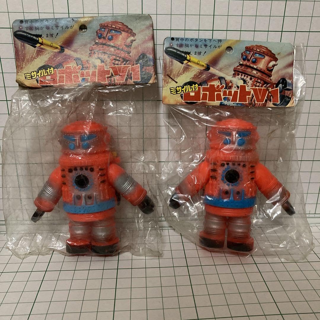 Amazon.co.jp: ロボットV1 ロボットV2 ソフビ フィギュア CE : おもちゃ