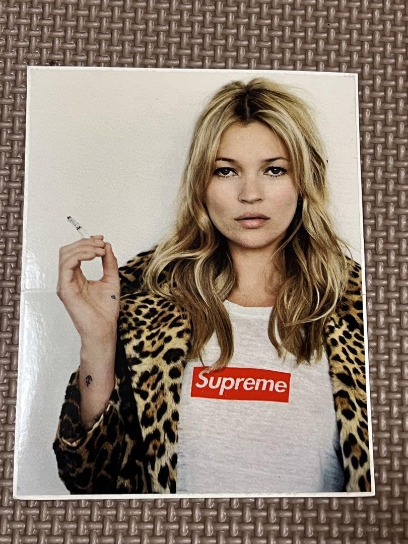 Amazon.co.jp: 2012 supreme Kate moss ステッカー ポストカード