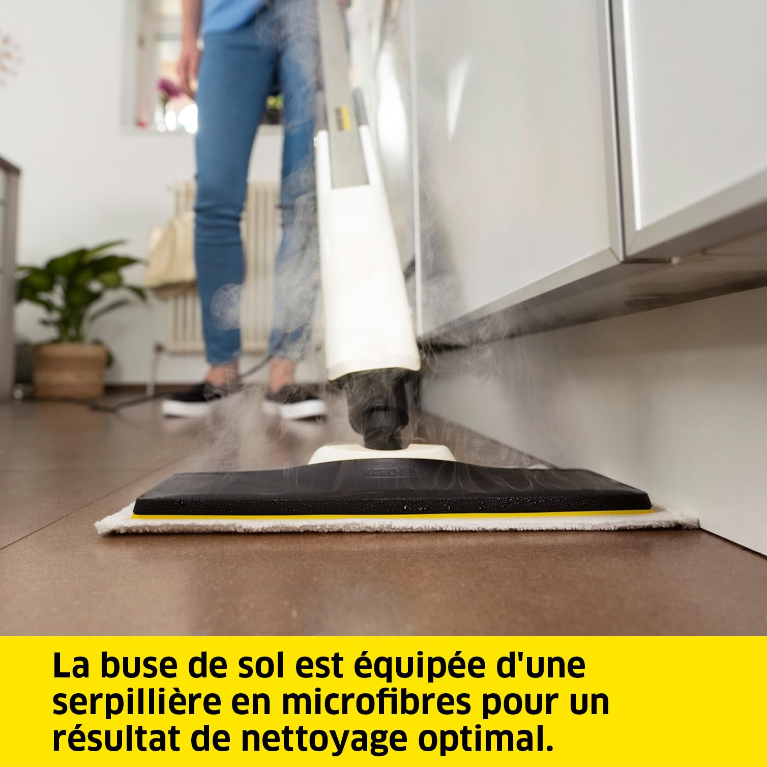 Kärcher Nettoyeur Vapeur SC 2 Upright, Préchauffage : 30 s, Surface : 50 m², Réservoir : 0,4 l, Puissance : 1600 W, avec Buse de Sol EasyFix, Serpillière Microfibres, Cartouche Détartrante