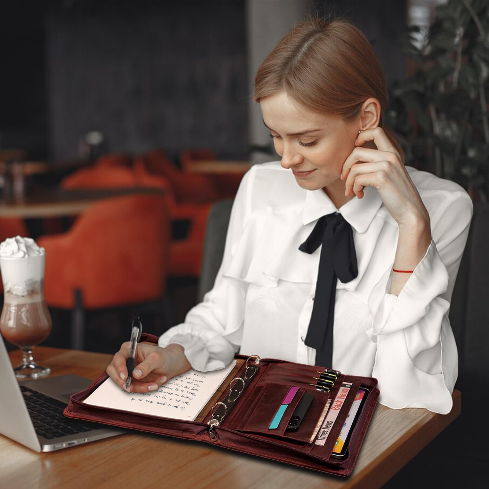 AZXCG Skórzany segregator Padfolio, 3 segregatory pierścieniowe z notatnikiem w formacie A4, zapinany na zamek organizer biznesowy, męski skórzany Compedium, prezent dla kobiet, czerwony