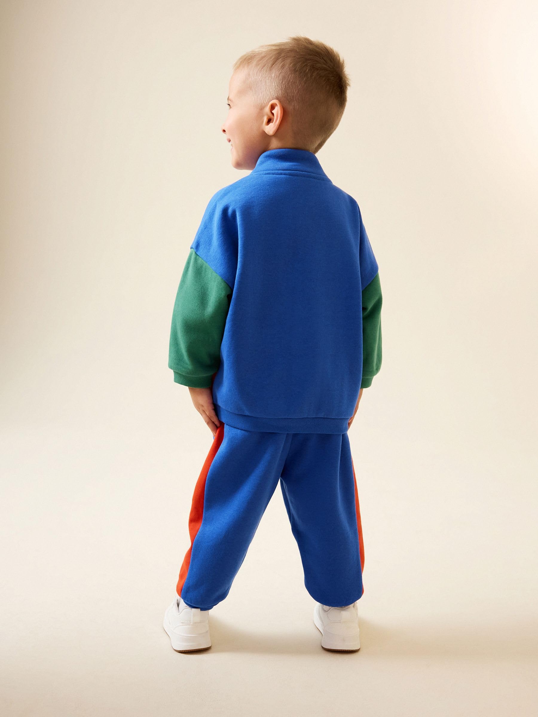 NEXT Jungen Jogginghose und Sweatjacke im Set