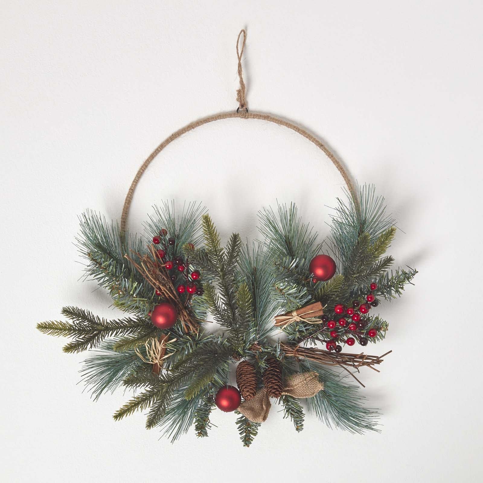 HOMESCAPES Couronne de Noël Feuillage en Sapin Artificiel, Décoration de Noël 50 cm