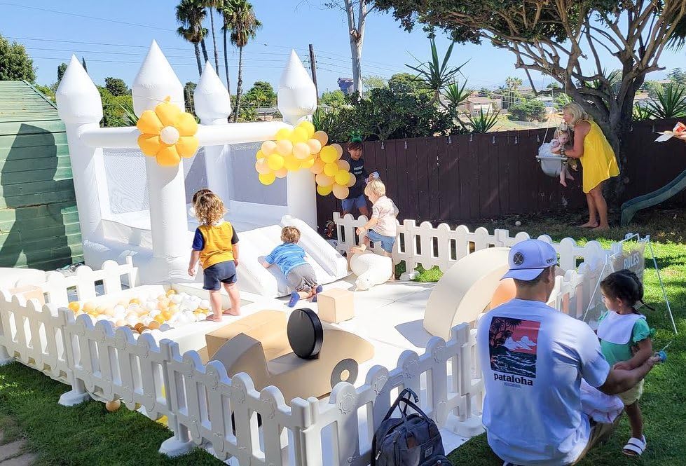 iLink-outer White Bounce House Without Air Blower Indoor Outdoor Bouncy Castle for Kids 2-8 Oxford Toddler Bounce House with Slide,103 x 71 x 90 inch,Kid Birthday Party Gifts（NO Air Blower） Product Image 6