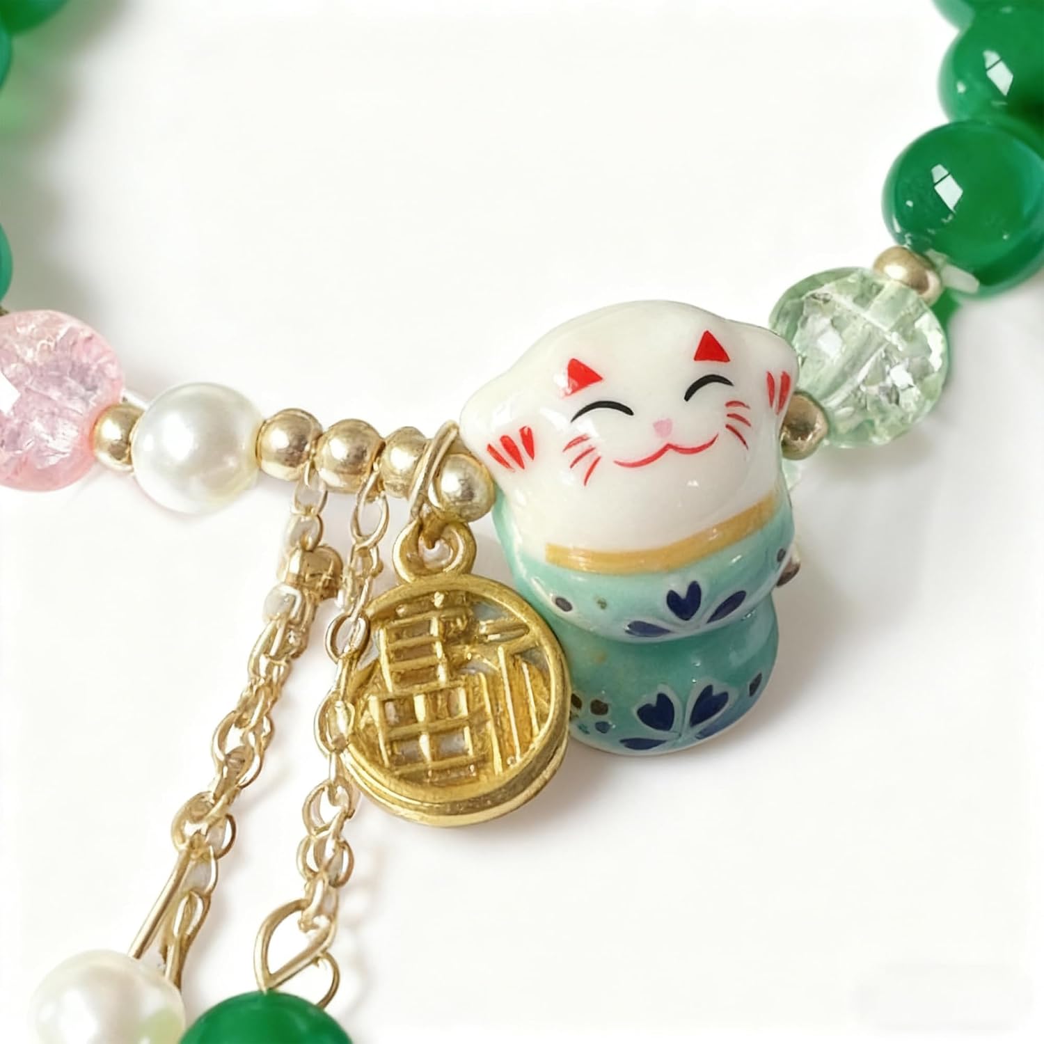 Lucky Cat Bracelets for Women, Adjustable Feng Shui Wealth Protection Bracelets with Crystal & Ceramic Maneki Neko Charm, Good Luck Jewelry for Positive Energy