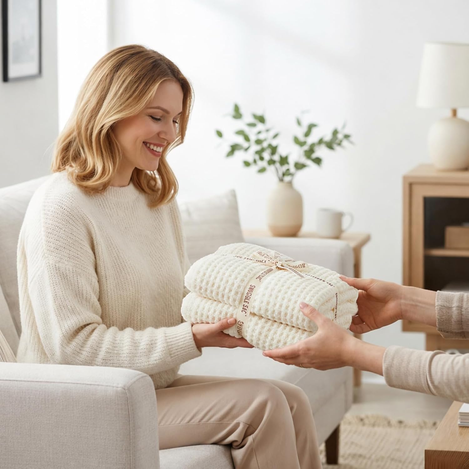 Snuggle Sac Ultra Soft Waffle Throw Blanket for Couch Bed Sofa 50x60 inches, Reversible Cream Blanket Microfiber Fluffy Fuzzy Cozy Knit Throws for Women Mothers Birthday Gifts