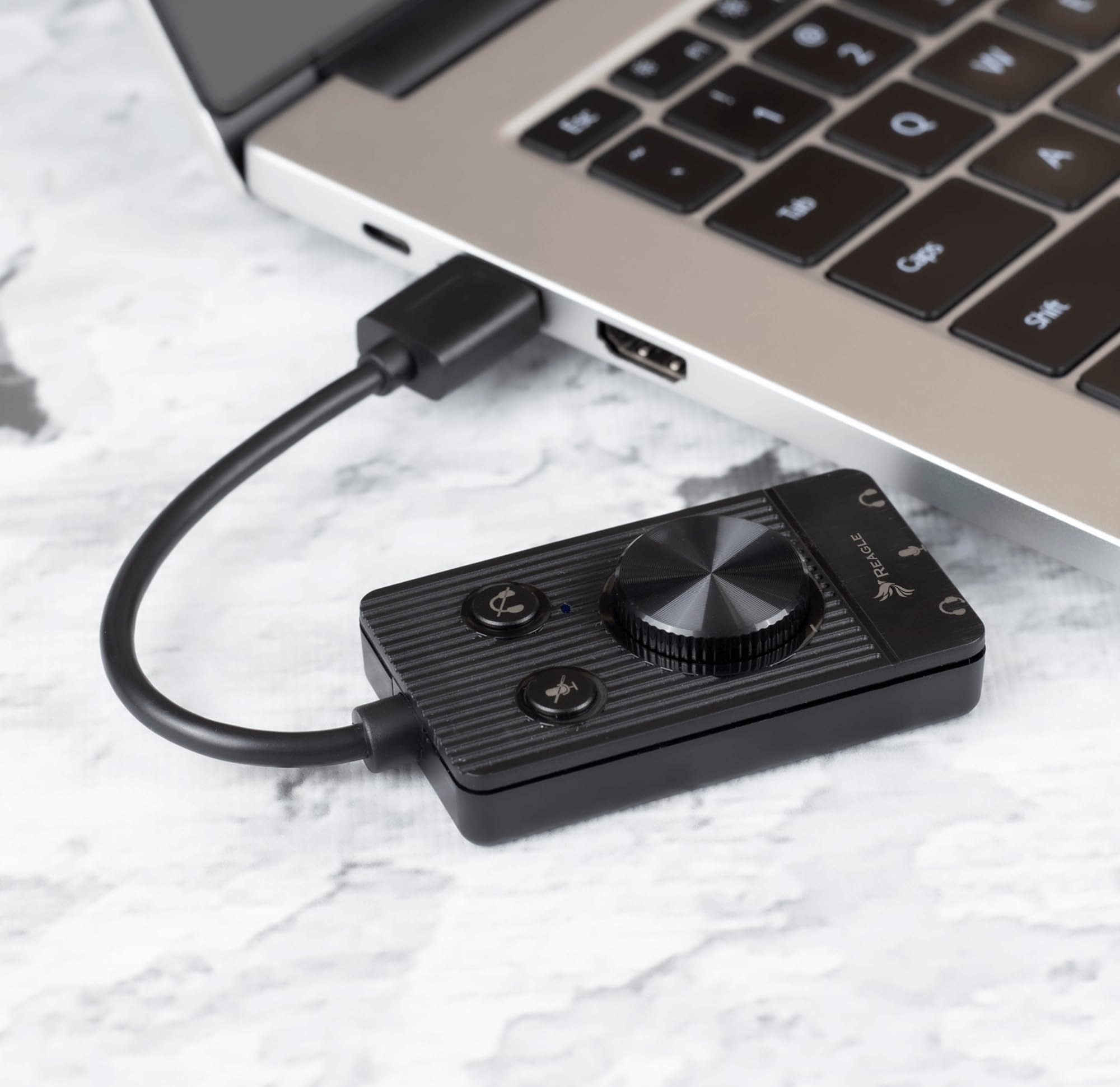 Reagle zewnętrzna karta dźwiękowa USB – 48 kHz/16-bitowy audio, złącza jack 3,5 mm, plug & play, regulacja głośności, przełącznik wyciszenia mikrofonu i słuchawek, kompatybilna z Windows, Mac OS
