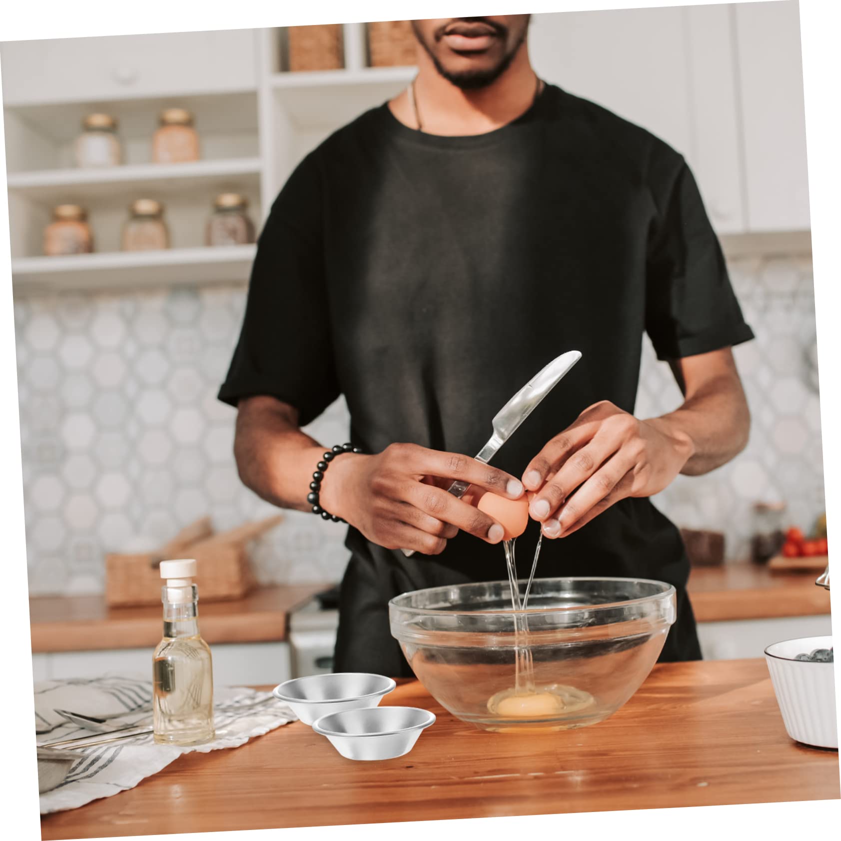 BRIGHTFUFU 25Pcs Aluminum Alloy Baking Molds Non Stick Round Tart Pans for Egg Tarts Mini Muffin Cups Reusable Bakeware for Cookies Silver Finish