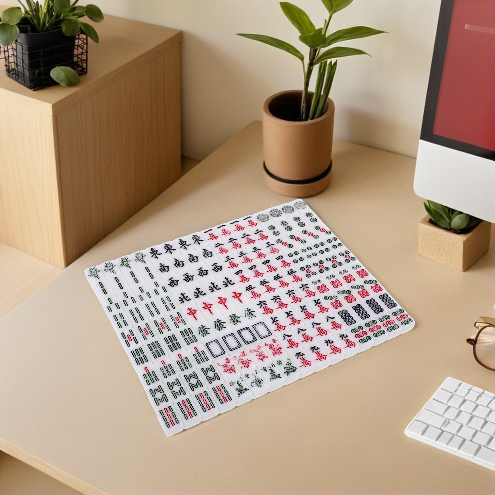 TOYANDONA Kleiner Mahjong Reiseset mit 20mm Steinen Tragbares Chinesisches Brettspiel Kompaktes Mahjong Satz für Unterwegs und Familienspiele