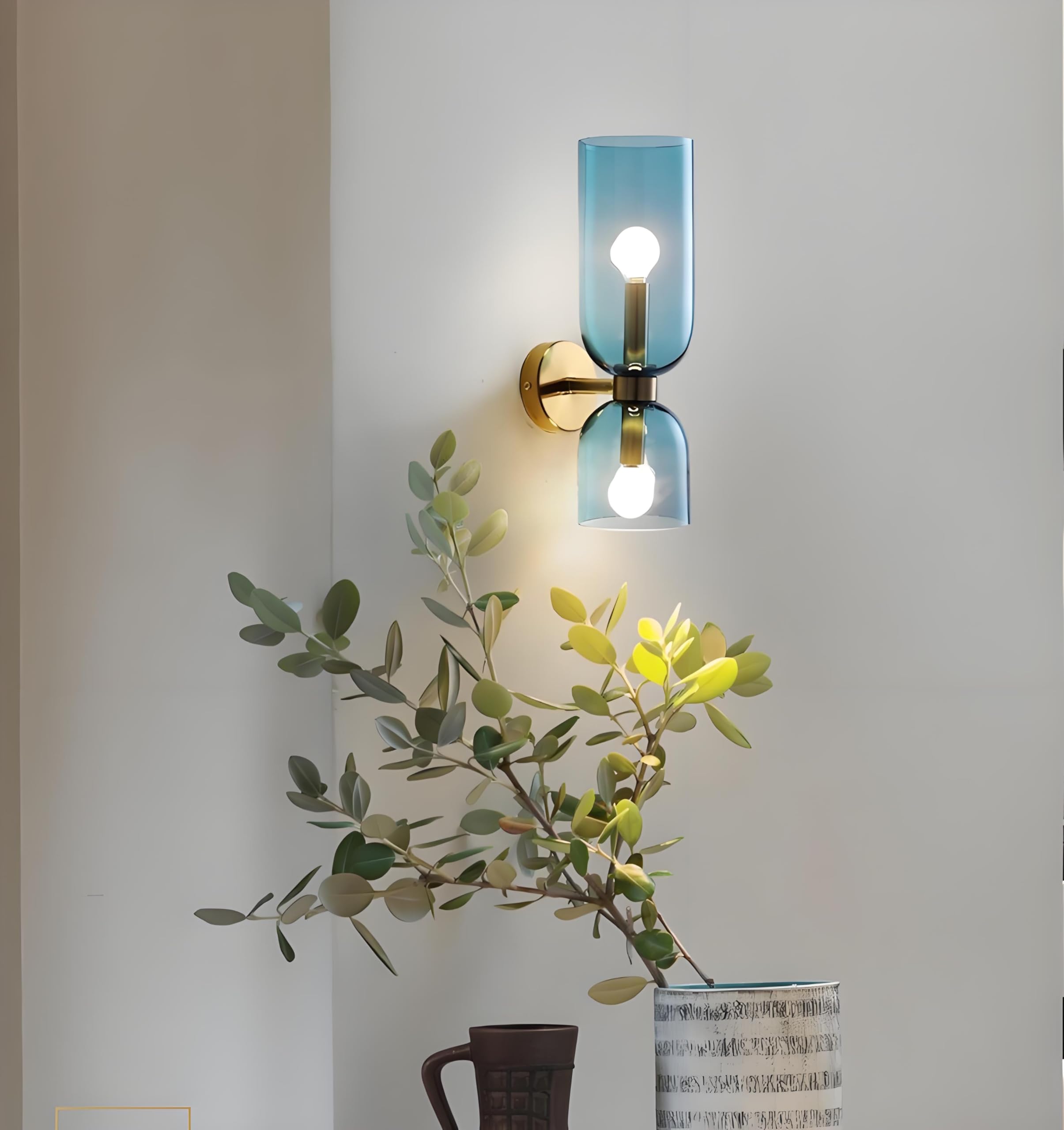 Nowoczesna lampa ścienna z 2 złotymi światłami - lampa ścienna ze szklanym abażurem, lampa ścienna E14 do sypialni, łazienki, salonu (niebieska)