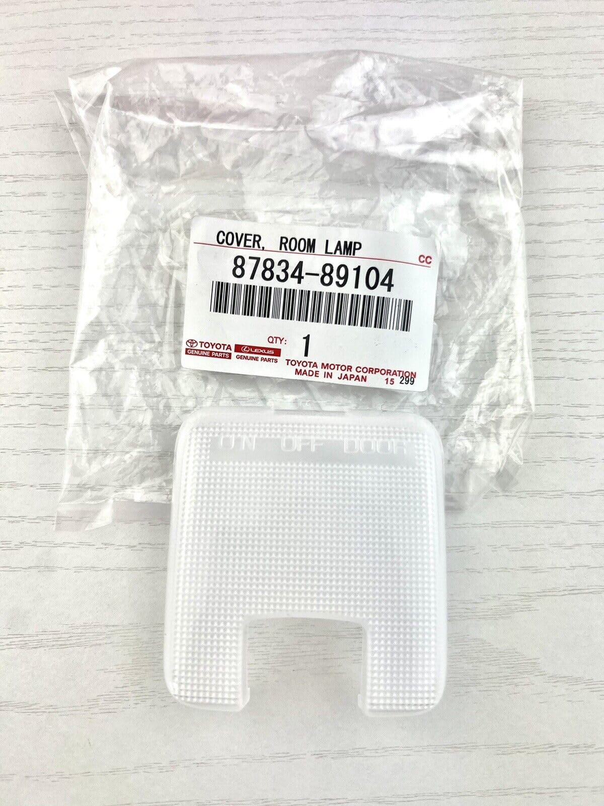 Amazon.com: Toyota Genuine Parts - Cover, Room Lamp (87834-89104