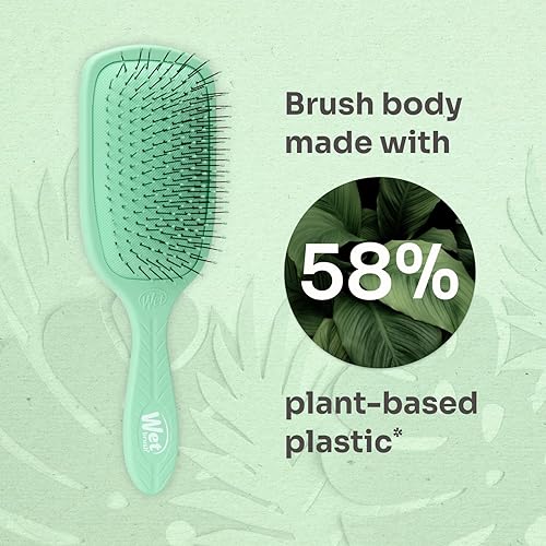 Miniatura 6 de Wet Brush Go Green - Cepillo desenredante tipo paleta, cerdas IntelliFlex ultrasuaves con diseño AquaVent para extender tratamientos uniformemente,