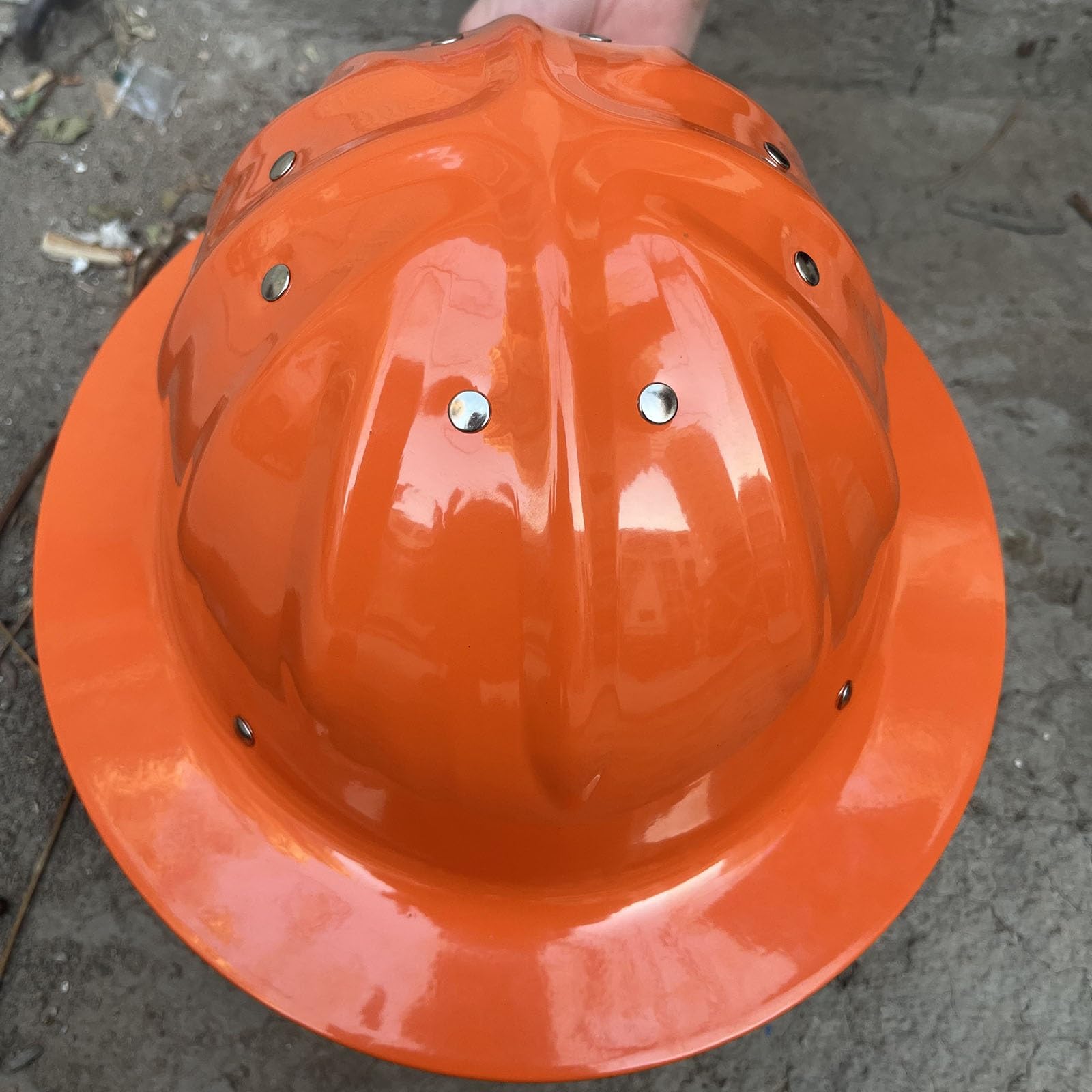 Casco arancione a tesa intera in alluminio, fodera rimovibile che assorbe il sudore, berretto da lavoro per lavori di costruzione all'aperto, fascia per cappello con pomello adatto per cantieri