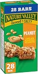 NATURE VALLEY - VALUE PACK SIZE - Barres de granola à la noix de beurre d'arachide, boîte de 28 Les barres, 980 grammes, faits avec des grains entiers, sans colorant artificiel, sans arômes artificiels, chargés avec des arachides grillées