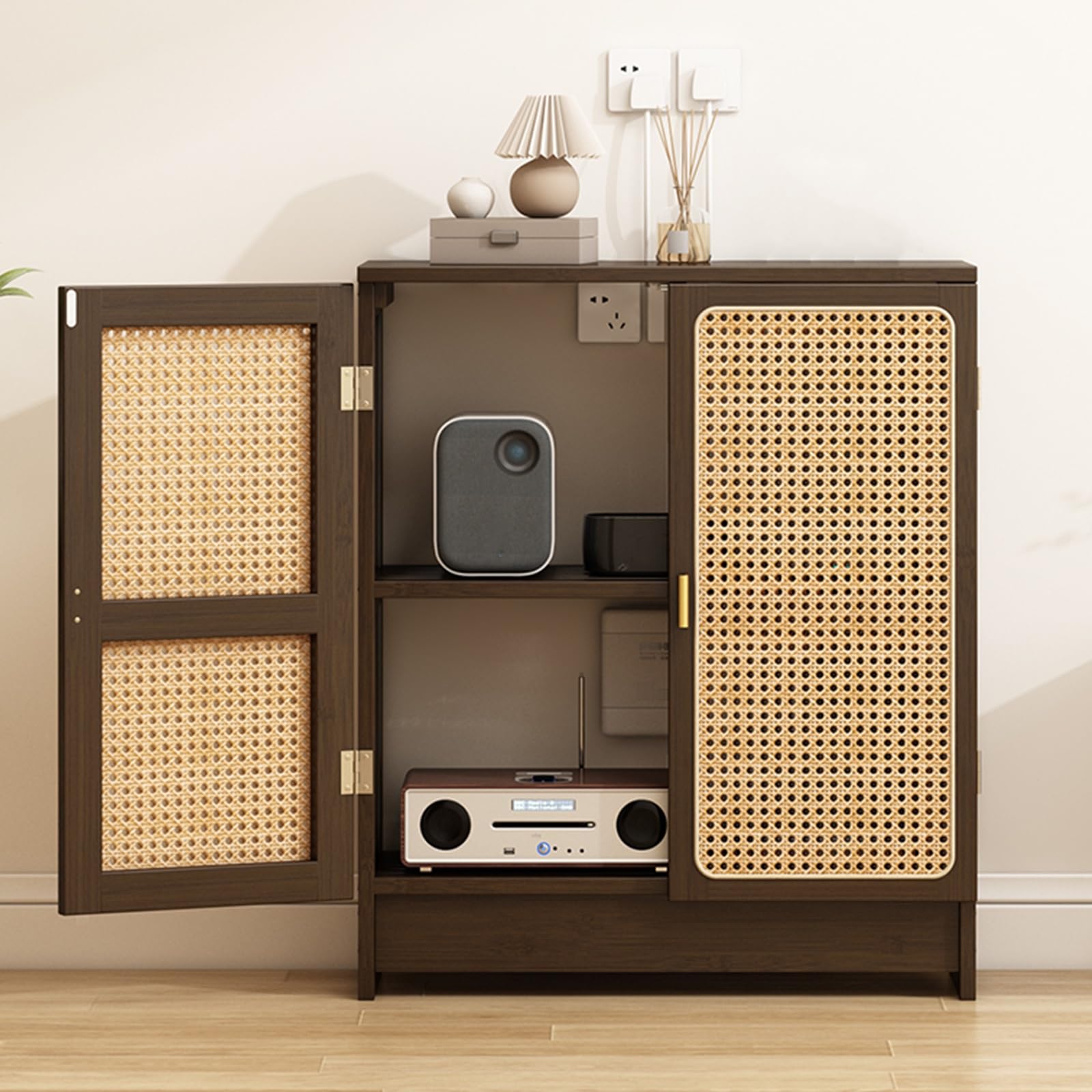 Cache-radiateur et meuble de rangement pour routeur avec étagère supérieure