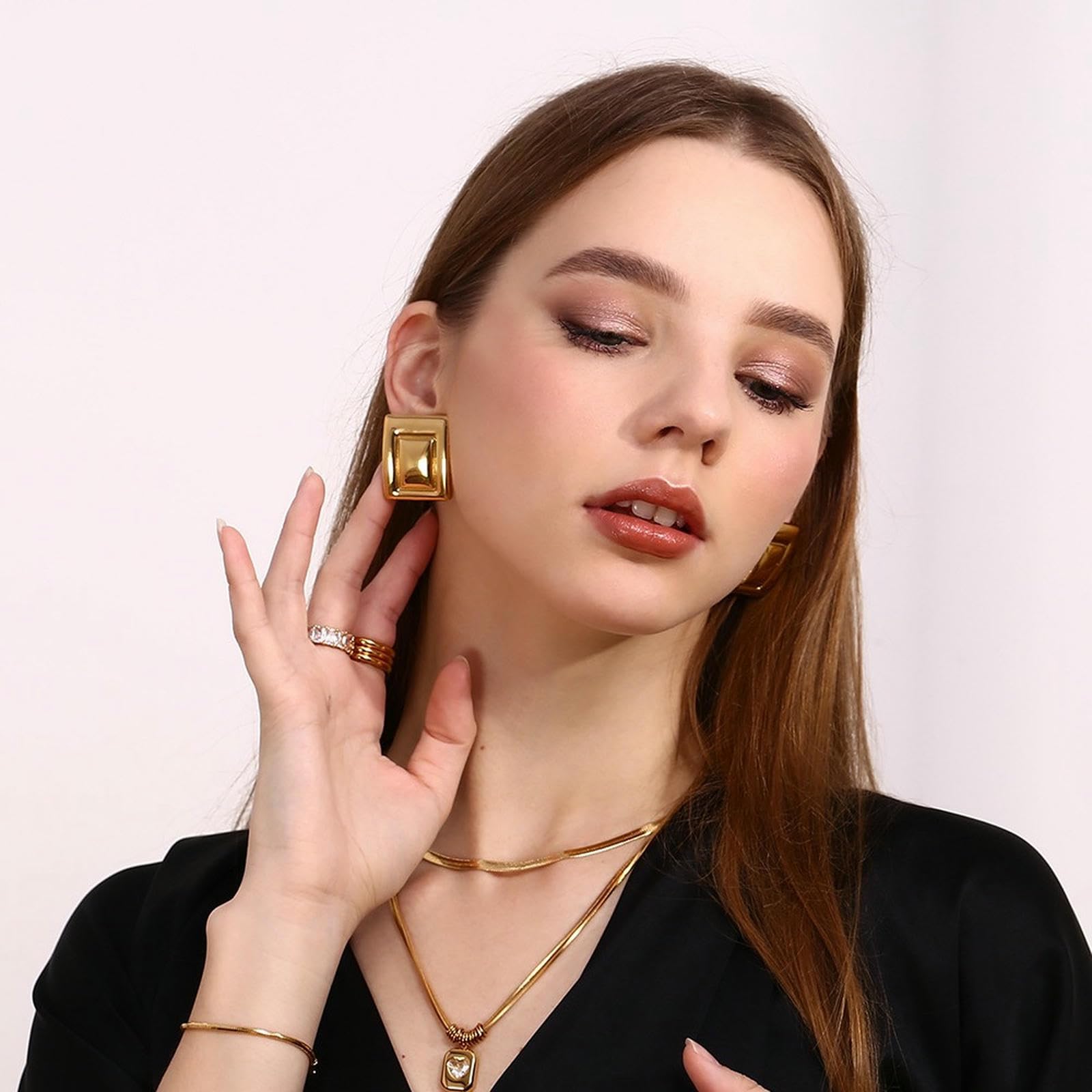 WBDWWTD Geometrische Ohrringe, 18 Karat vergoldeter Edelstahl, rechteckig, minimalistische Mode-Ohrstecker für Frauen, tägliches Party-Geschenk