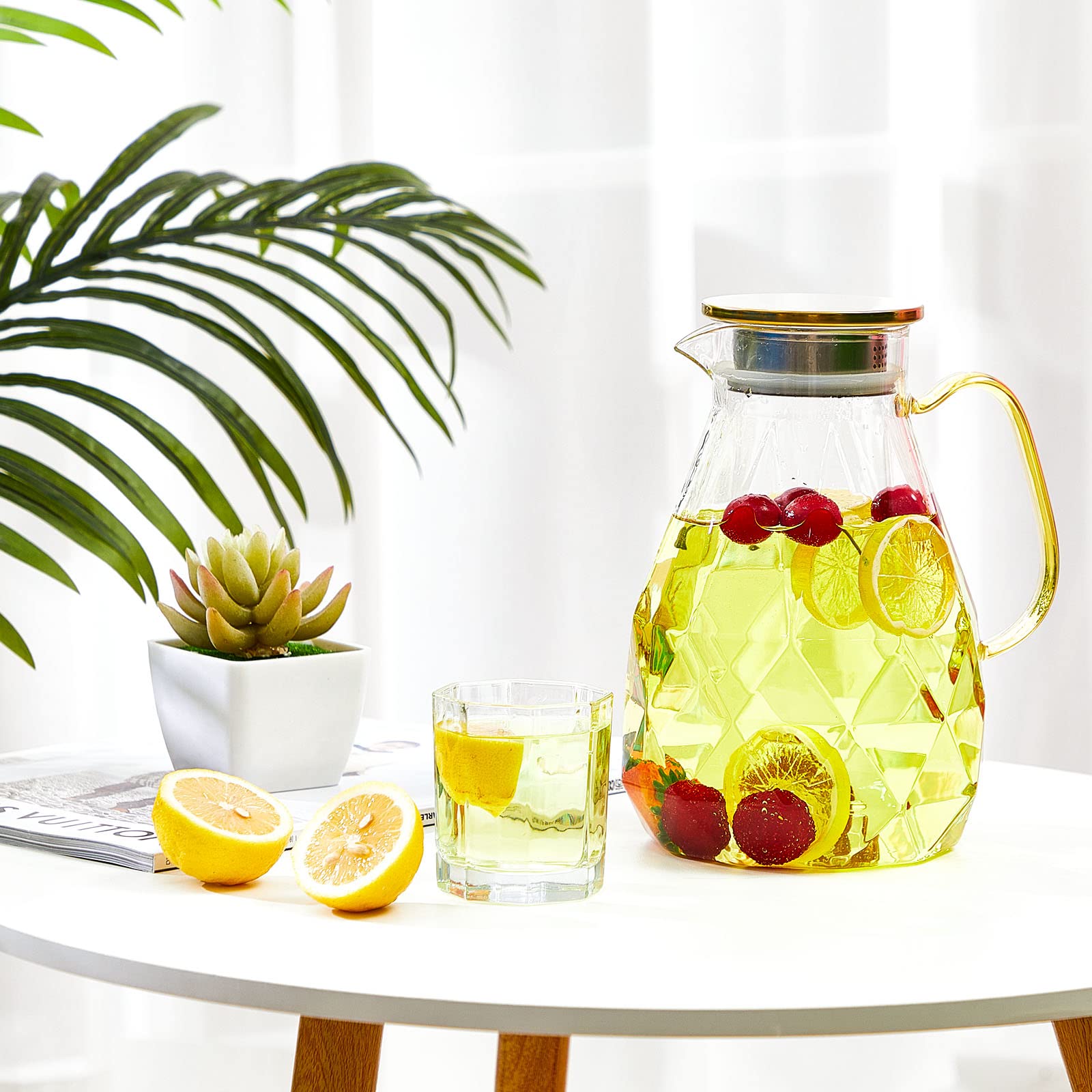 Zubebe 2 Pcs Glass Pitcher Borosilicate Glass Water Pitcher Glass Carafe with Lid and Spout Heat Resistant for Ice Hot Tea Beverage Drink Juice Coffee Jug (Clear, 74 Oz)