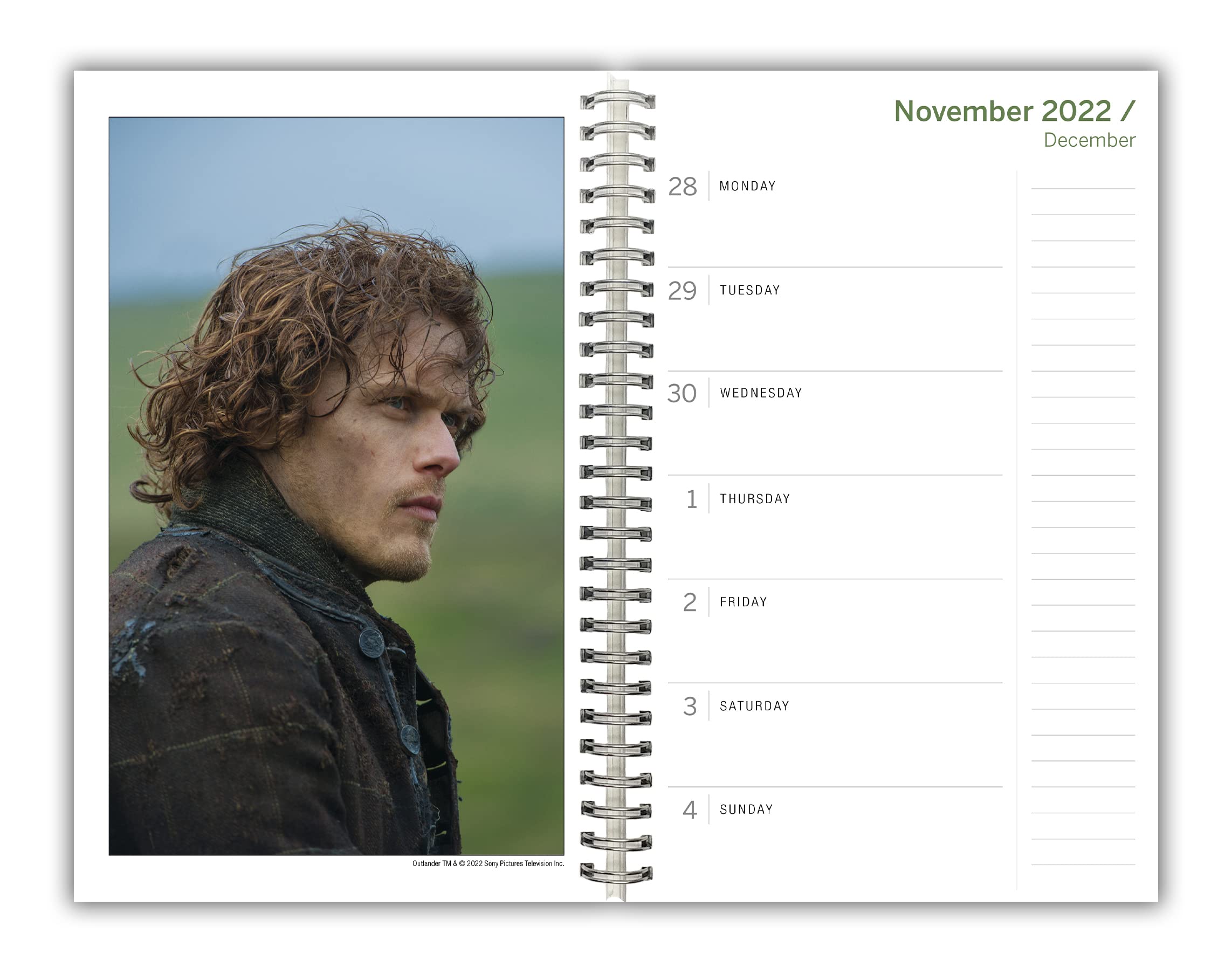 Outlander September 2022-December 2023 Weekly Planner (ENGAGEMENT 16 MONTH), 6 inches X 9 inches - Image 4