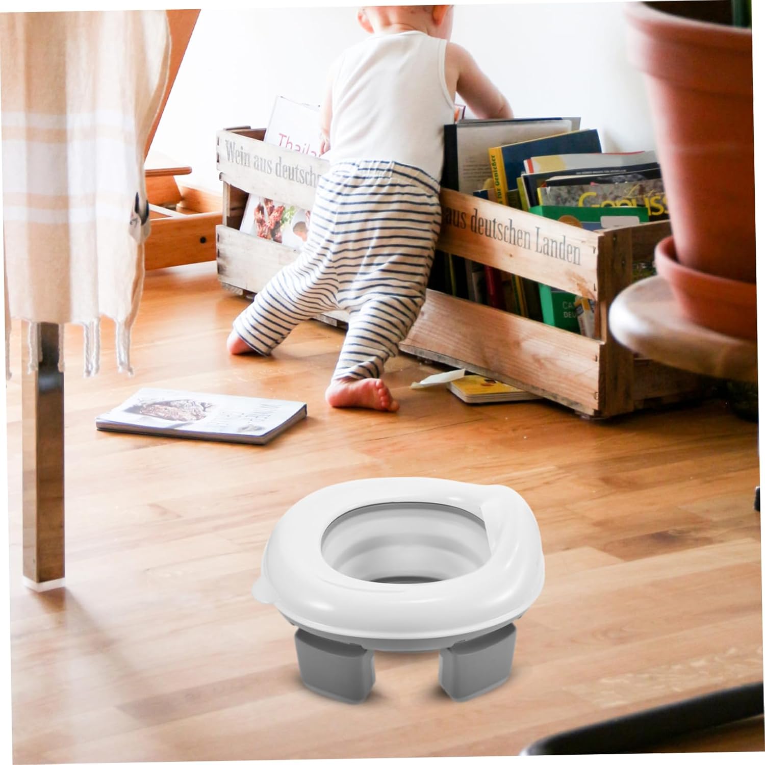 Portable Potty Training Seat for Lightweight Travel Toilet for Boys Easy to Carry for Outdoor Use Durable Tpe Material Compact Design for Convenient Storage