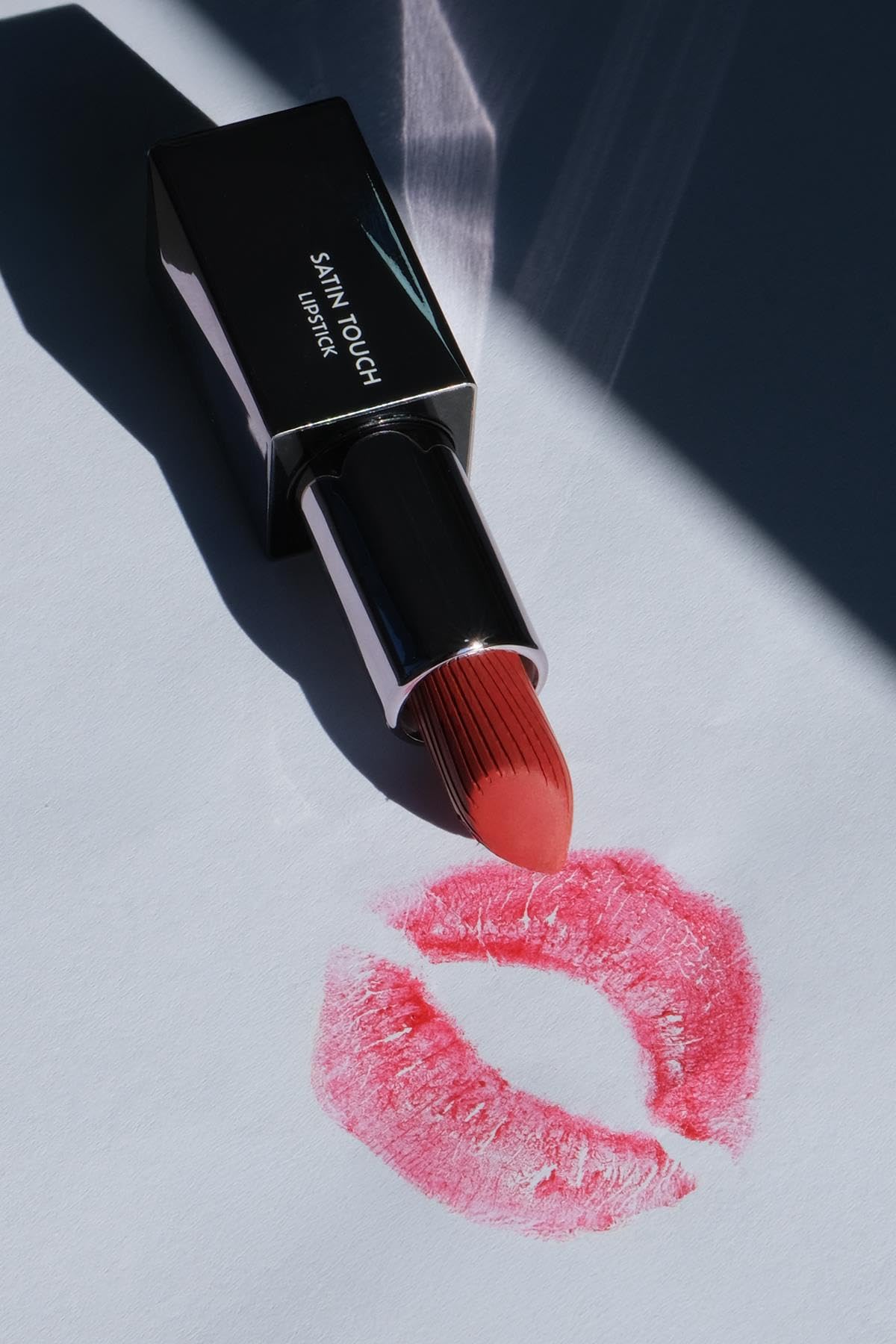 Alix Avien Uzun Süre Kalıcı Nemlendirici Pürüzsüz Etkili Yarı Mat Ruj Satin Touch Lipstick 809 Roasted Pink